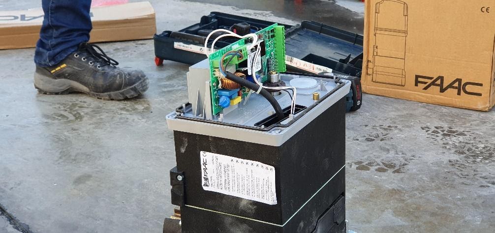 Sliding & Swing Gate Operators